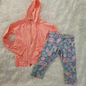 Girls capri and hoodie
